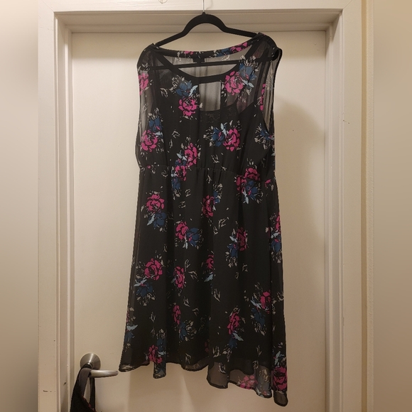 TORRID Black Pink Floral Lace Cutout Overlay Mini Chiffon Georgette Dress - Picture 10 of 10